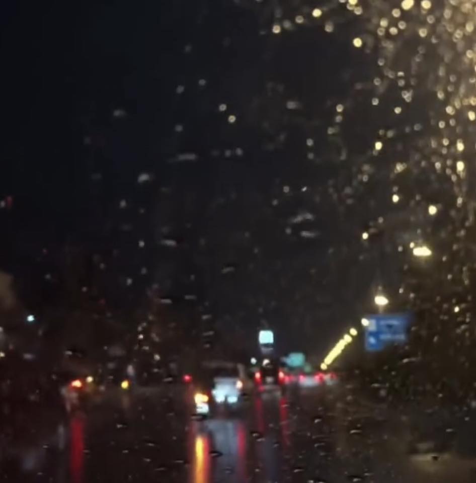 ฝนตกมั้ยจ้า .. ฝนตกแล้วจ้า