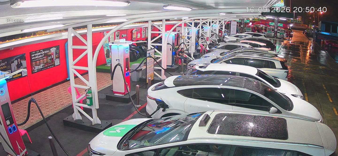 ไปชาร์จกันอ่ะยังจุดชาร์จ EV ใหญ่ที่สุดในนนทบุรี ตอนนี้มี “โปร” น่าสนใจ ชาวรถไฟฟ้าต้องไม่พลาด