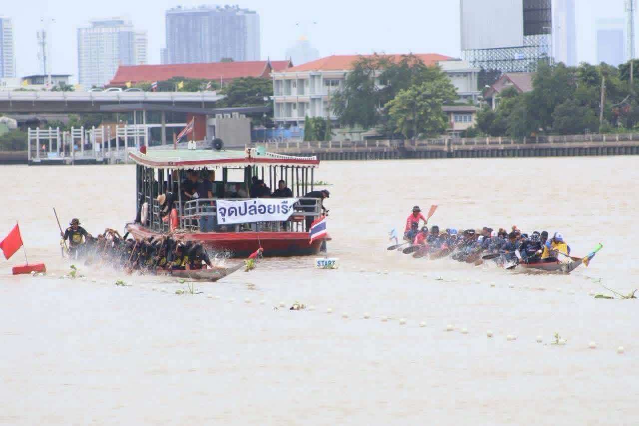 เก็บตก : ภาพบรรยากาศการแข่งเรือยาว ประเพณีชิงถ้วยพระราชทานฯ ปี 2569